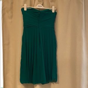 Badgley Mischka Dresses - Badgley Mischka Emerald strapless cocktail dress Badgley Mischka Dresses - Badgley Mischka Emerald strapless cocktail dress